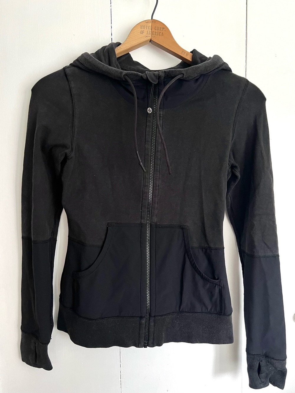Lululemon Voyage Hoodie Black Two Tone Zip Cotton Sweater Jacket  - 6